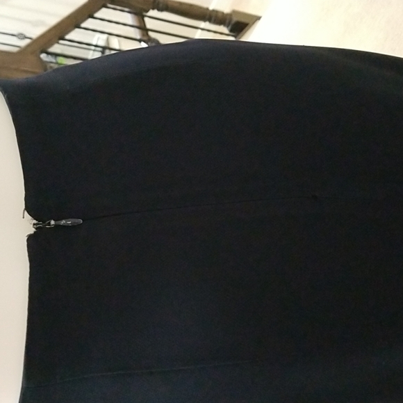 Linda Allardl Navy Blue skirt - Picture 4 of 8